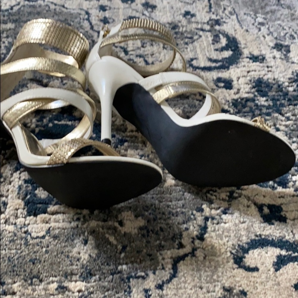 Shoes - Picture 4 of 5